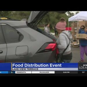 Meals Distribution drive in Lake Observe Terrace feeds 500 families